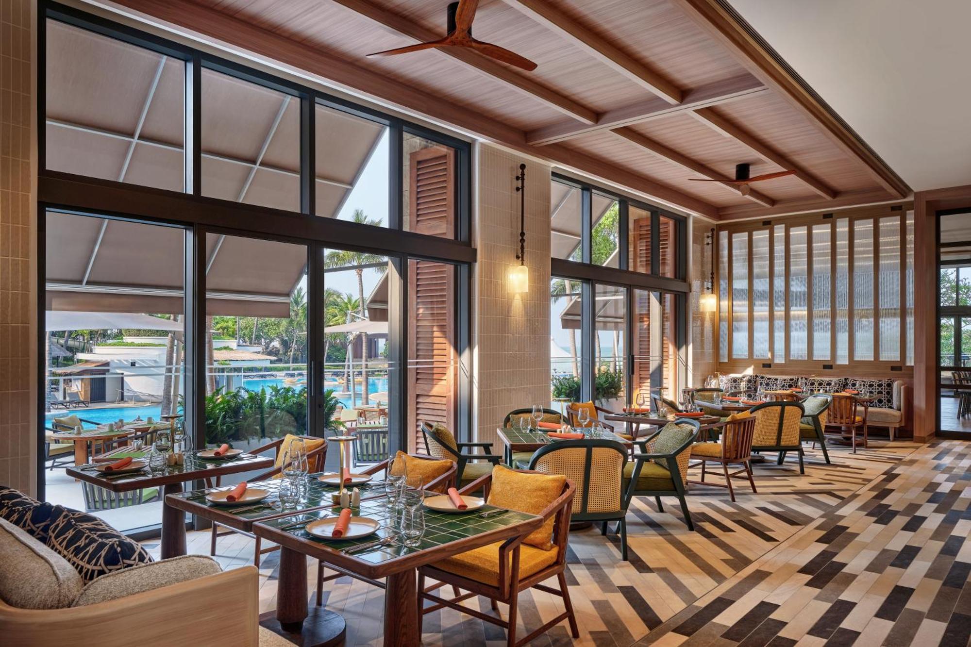 Hilton Hua Hin Resort & Spa Exterior photo